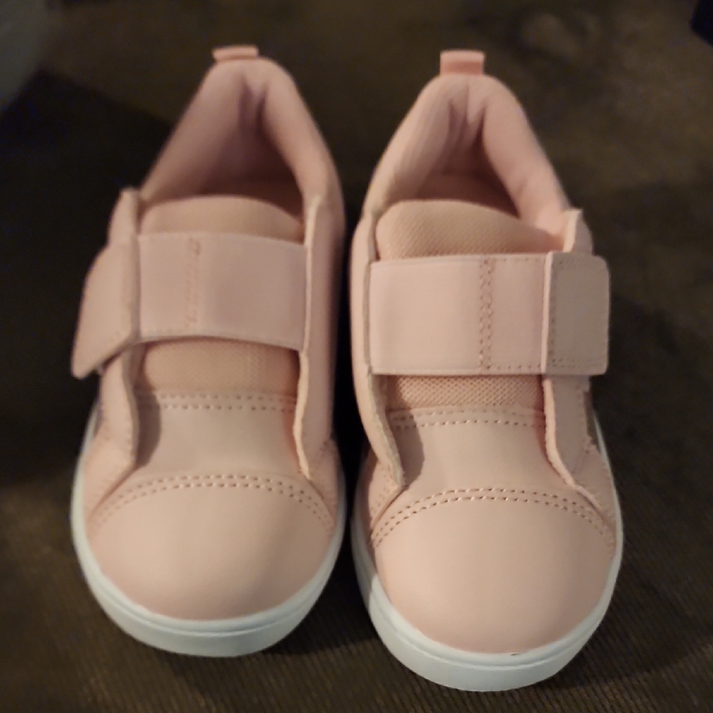 Brand New Morendl Pink Velcro Kids Shoes